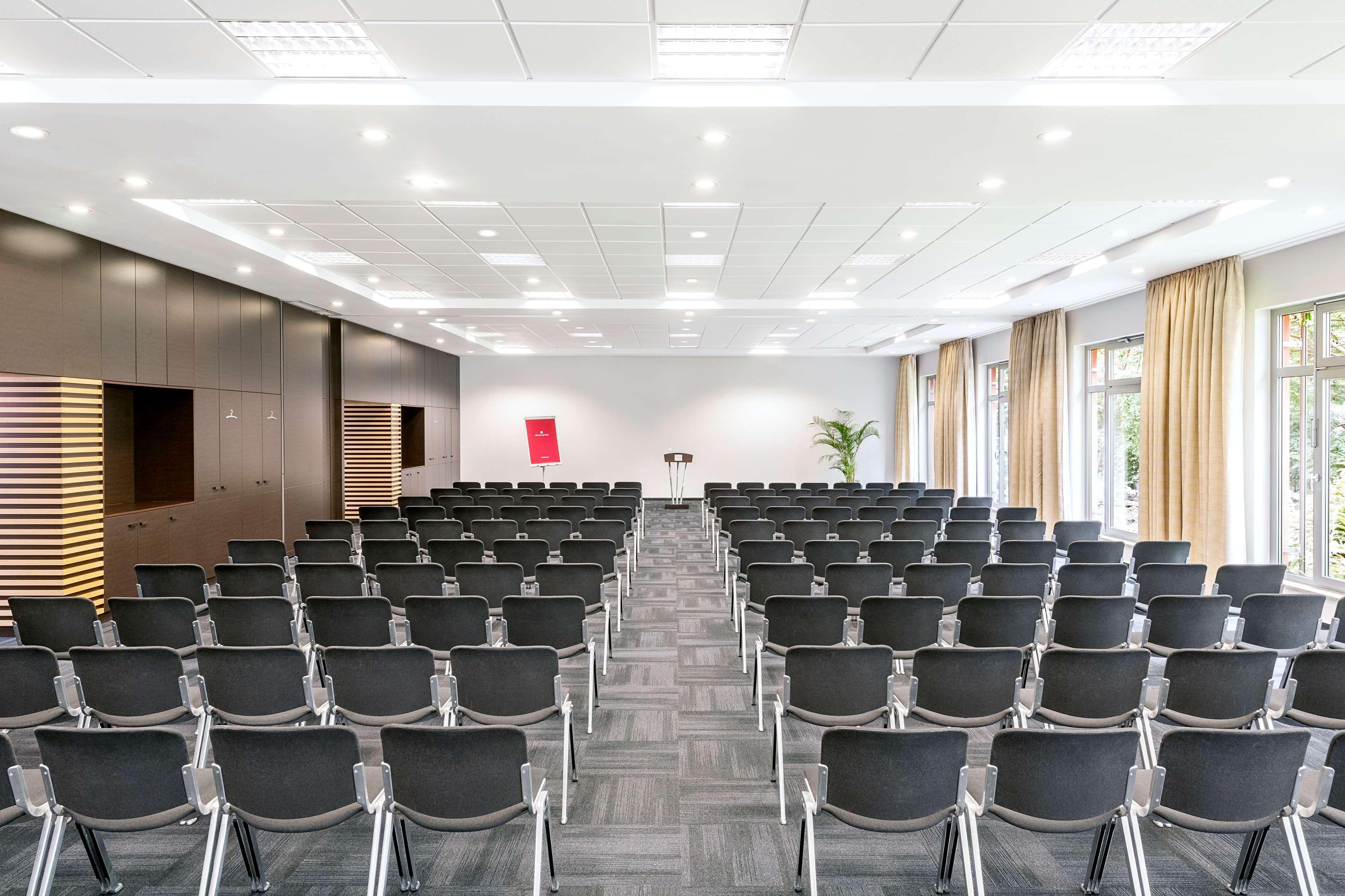 เอ็นเอช คอลเลคชั่น นึร์นแบร์ก ซิตี้ Hotel Nuremberg ภายนอก รูปภาพ
